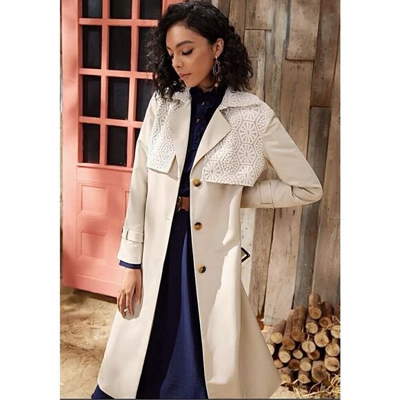 Trench coat - ivory with lace NWOT - Picture 1 of 10